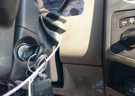 2008 Ford F-250 Fx4/Harley-Davidson/King Ranch/Lariat/Xl/Xlt из США, поврежденный, VIN 1FTSW21R38EA89903